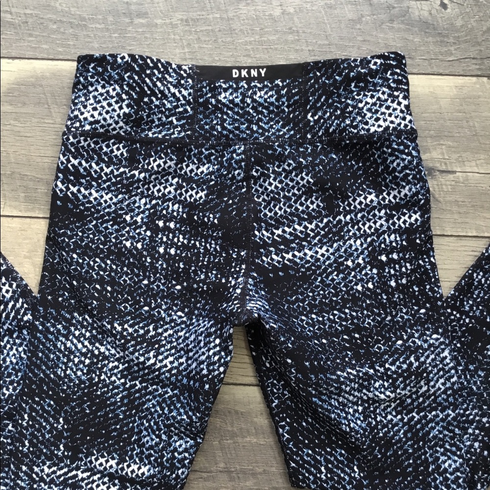 DKNY sport leggings